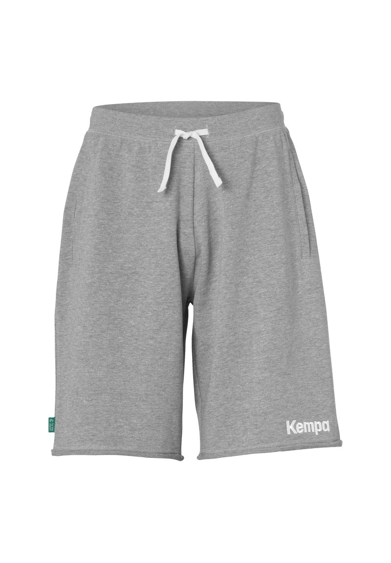 Grijze katoenen shorts met een elastische tailleband, witte trekkoord, zijzakken en een "Kempa" logo in het wit op de onderrand.