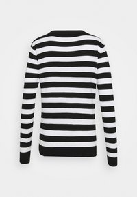 Pull rayé noir et blanc avec manches longues, encolure ronde et col côtelé. Les rayures sont uniformément espacées et régulières.
