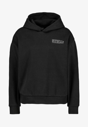 Schwarzer Hoodie aus weichem Material, mit einer Vorderseite-Tasche und gerippten Bündchen. Eine kleine weiße Textgrafik auf der Brust zeigt motivierende Sprüche.