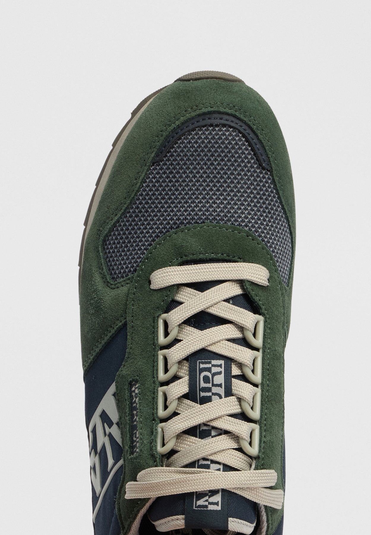 Sneaker low