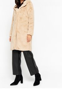 LolaLiza Talvitakki - beige