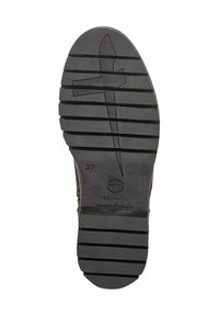 Suola di scarpa in gomma marrone con profonde scanalature e un logo liscio impresso. Presenta una superficie texturizzata e un segno di taglia 37, con la dicitura "Made in Portugal."