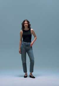 Thumbnail Image 2