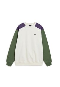 Crewneck-Sweatshirt mit weißer Vorderseite und Rumpf, lila Schultern, grünen Ärmeln, Vans-Logo auf der linken Brust.