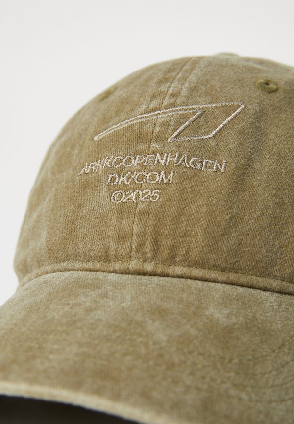 WASHED UNISEX - Cap - olive2