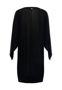 Abito nero, leggero, con una vestibilità ampia, maniche larghe e tessuto testurizzato. Presenta uno spacco sul retro e una piccola etichetta dorata sul collo.