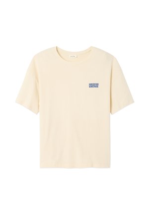 Beiges Kurzarm-T-Shirt mit rundem Halsausschnitt und kleinem blauem "American Vintage"-Logo auf der linken Brustseite.