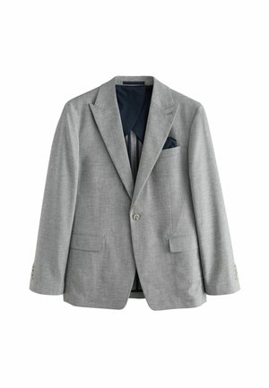 Blazer gris claro hecho de un tejido texturizado, que presenta dos bolsillos frontales, un forro interior azul marino y un pañuelo en el bolsillo del pecho.