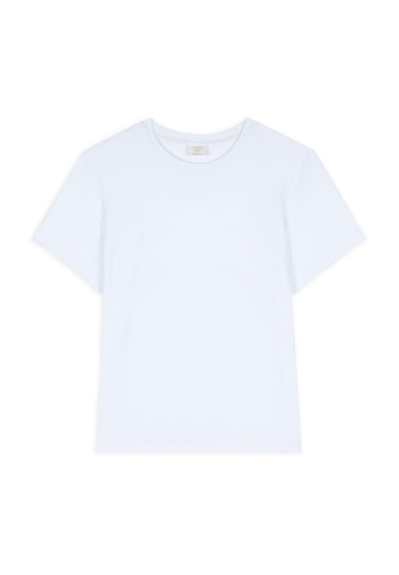 Lyseblå bomuld t-shirt med rund halsudskæring, korte ærmer og en afslappet pasform. Glat tekstur og minimalt design uden mønstre.