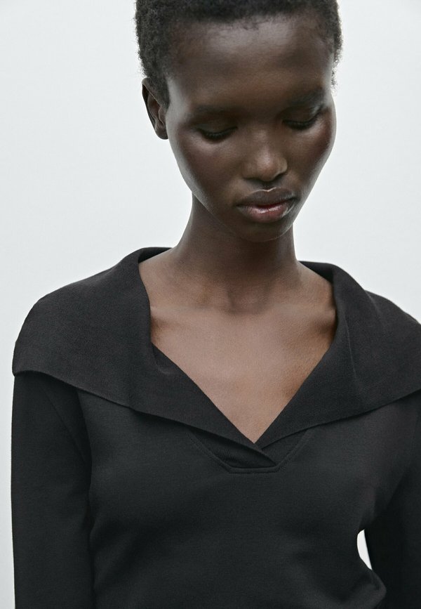 COLLAR DETAIL - Jumper2