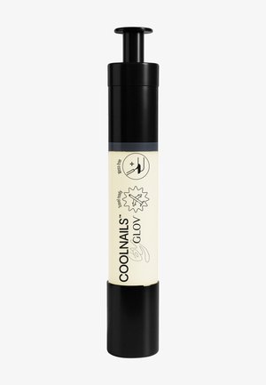 Bolígrafo quitaesmalte de uñas con tapa superior negra, etiquetado "COOL NAILS by Glov", con iconos de uso sin desorden y apto para viajar.