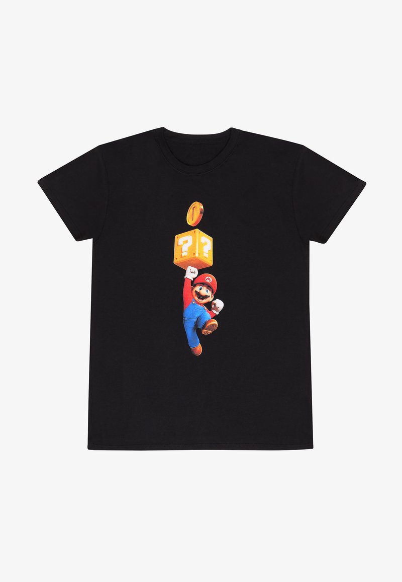 Schwarzes Baumwoll-T-Shirt mit einem bunten Grafikdesign eines Charakters, der springt, mit einem Frageblock und einer Goldmünze darüber, zentriert auf der Vorderseite.