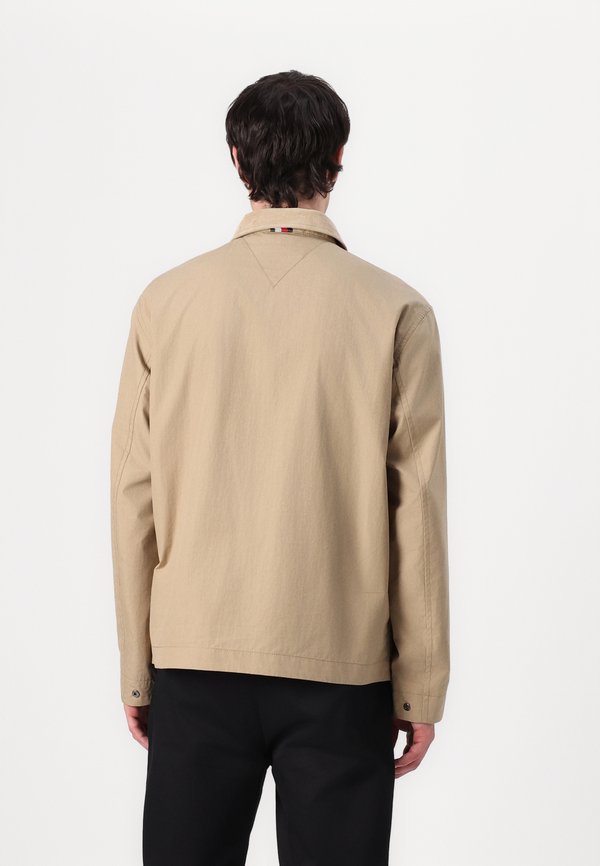 SHORT WALKING JACKET - Light jacket - camel3