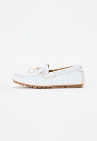 Unselected, cloudy white