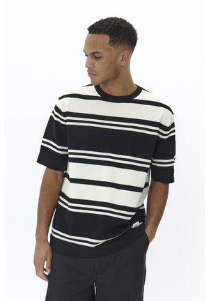 MATINIQUE MATRIVOLT - Print T-shirt - black