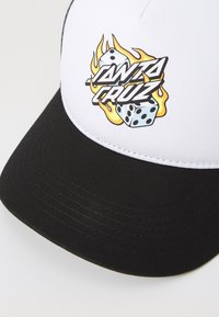 Thumbnail Image 4