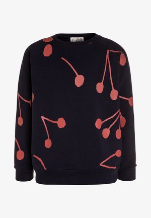 Sweat-shirt bleu marine à manches longues avec des motifs de tiges de cerise rouges et des motifs de fruits ronds dispersés sur le tissu.