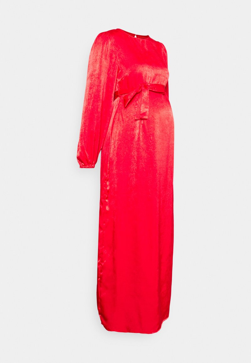 Vestido de maternidade de veludo vermelho com mangas longas, um decote redondo e um detalhe de laço na cintura. Textura suave, design até ao chão.