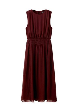 Robe bordeaux sans manches jusqu'au genou avec détail froncé à la taille et encolure ronde, confectionnée dans un tissu léger et fluide.