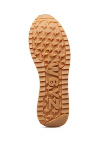 Suola di scarpa in gomma color marrone chiaro con un motivo a stelle, bordi scanalati e marchio centrale "W6YZ" impresso nel materiale.