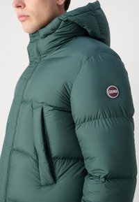 Colmar Originals MENS - Pūkinis paltas - bottle