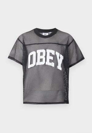 Zwart mesh T-shirt met korte mouwen en witte "OBEY" tekst over de borst, met een effen zwarte ronde hals.