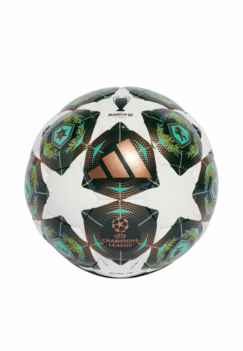 Pallone da calcio bianco e nero con accenti verdi, dotato di logo della UEFA Champions League e design a stelle, realizzato in materiale sintetico.