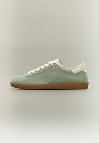 Sélectionné, fresh mint/off white