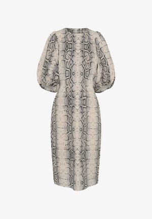 Abito con maniche a sbuffo in stampa serpente, con una base beige e motivi neri e grigi, taglio fino al ginocchio e tessuto dalla texture morbida.
