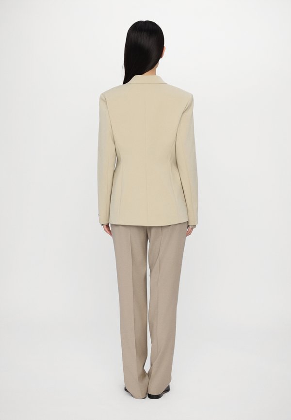 YLJA - Blazer - summer sage3