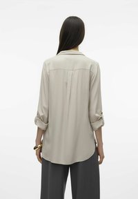 Vero Moda VMBUMPY L/S NEW NOOS - Button-down blouse - silver lining