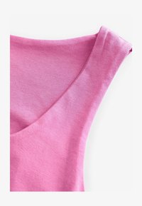 Non selezionato, pink