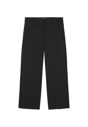 Zwarte wijde broek met ceintuurlussen, zijzakken en een voorzijde met knoop- en ritsluiting.