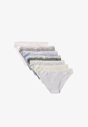 Sept culottes en coton pour femmes, ornées de dentelle, dans des tons blanc, gris, bleu, vert et beige, disposées en éventail.