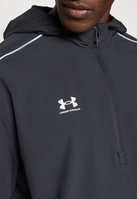 Under Armour CHALLENGER WARMUP JACKET - Outdoor jacket - black/white