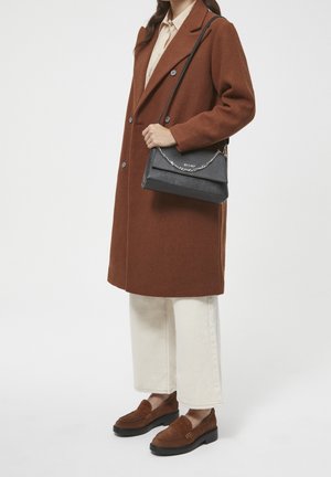 Mocassins - brown