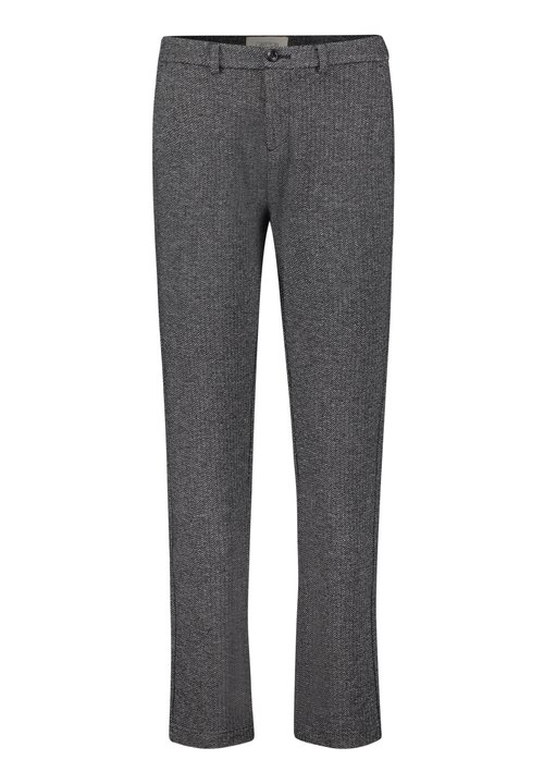 pull and bear talons