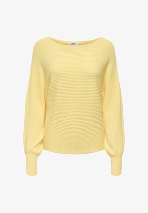 Żółty sweter w prążki z szerokim dekoltem typu łódka, opuszczanymi ramionami i długimi, dopasowanymi rękawami. Miękka tekstura i luźny krój. Metka marki: ONLY.