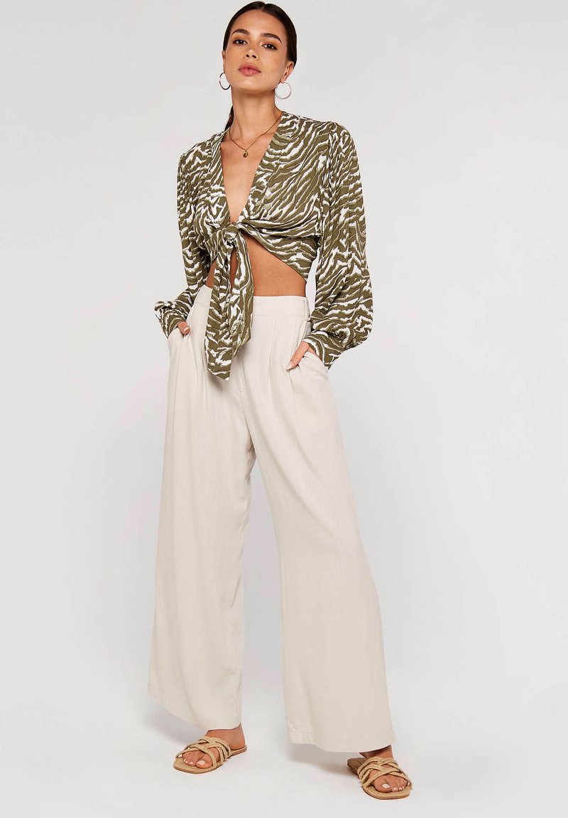 Apricot Blouse kaki Apricot Blouse kaki