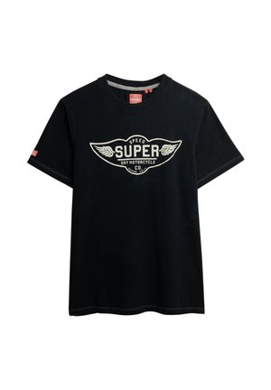 T-shirt in cotone nero con una grande grafica bianca con ali e la parola "SUPER" al centro. Collo rotondo e maniche corte.
