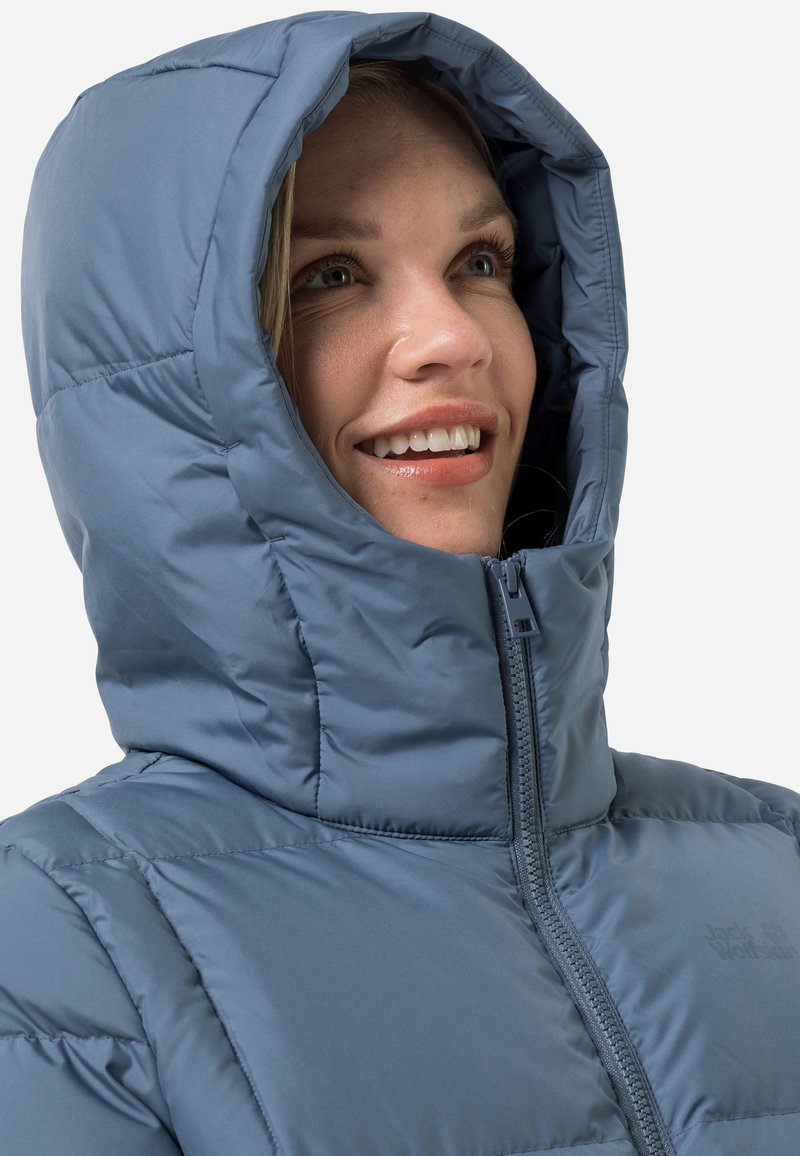 Jack Wolfskin FROZEN LAKE COAT W - Daunenmantel - frost blue/blaugrau | Regenmäntel