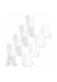 Chaussettes blanches mi-mollet disposées en formation décalée. Le matériau semble doux et extensible, avec un design sobre et un branding minimal.