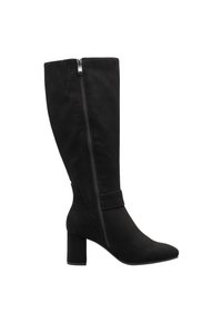 Stivale alto in faux suede nero con tacco a blocco, chiusura con zip laterale e una cintura decorativa attorno alla caviglia. Texture liscia.