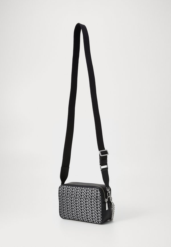 BRYANT CAMERA XBODY - Handbag2