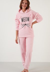 LELA REGULAR FIT - Komplet pidžame - pink