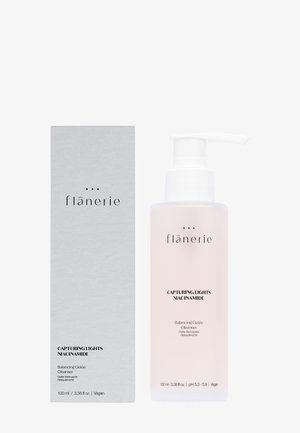 BALANCING GELÉE CLEANSER - Démaquillant - -