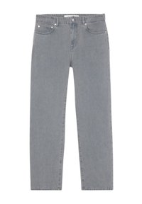 Jean en denim gris avec une coupe droite, cinq poches, des rivets en métal et un bouton de fermeture classique. Présente une texture subtile et des lignes épurées.