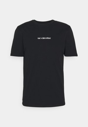 Han Kjøbenhavn GRAPHIC FONT REGULAR TEE UNISEX - Print T-shirt - black