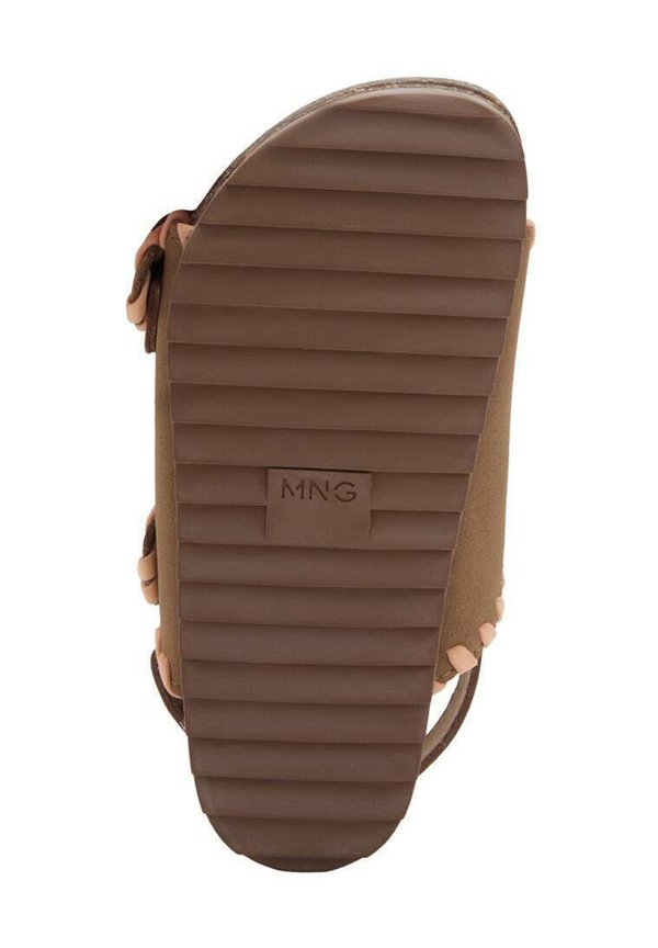 STRAP WITH BUCKLE - Sandals2