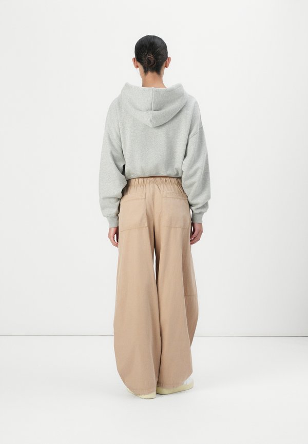 BARREL PARACHUTE  - Trousers - khaki2